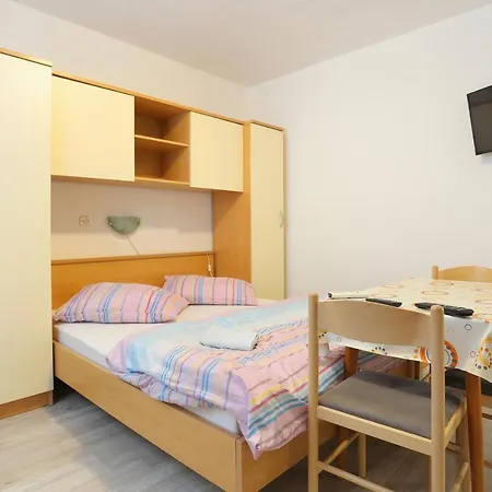 With A Parking Space Tucepi, Makarska - 6695 Apartamento