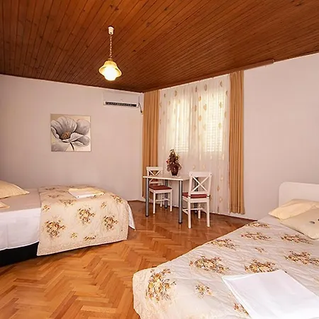 With Parking Space Tucepi, Makarska - 6695 Tučepi